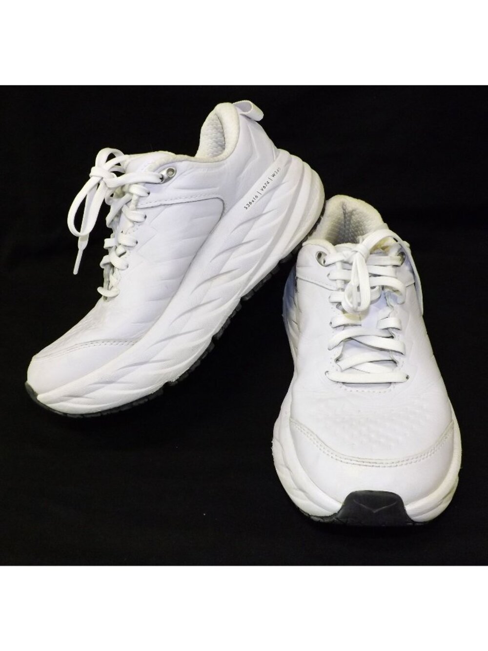Hoka One One Women's Bondi SR Size 8 White Sneakers Slip Resistant Workplace